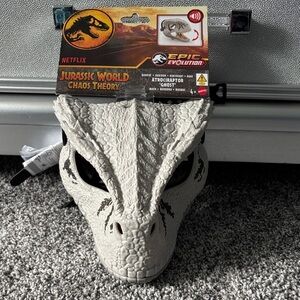 NWT Jurassic World Atrociraptor Ghost Roaring Mask